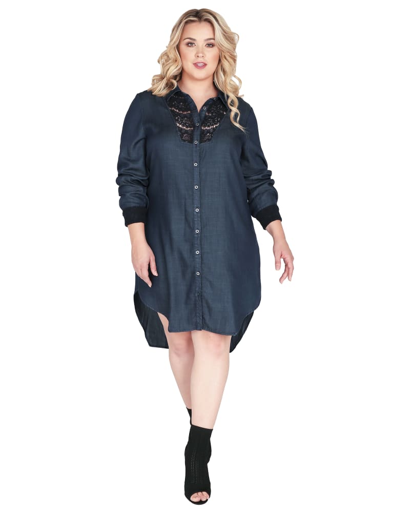 Front of a model wearing a size 1X Harper Long Sleeve Collared Denim Shirt Dress in Blue by Standards & Practices. | dia_product_style_image_id:275698